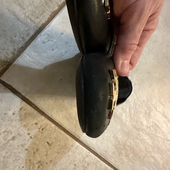 Tory Burch black leather flats - Picture 4 of 4